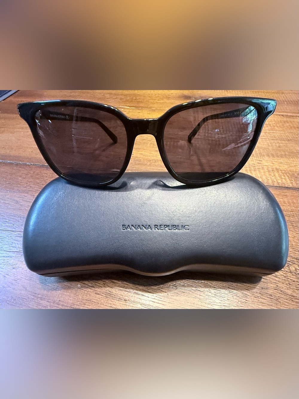 Banana Republic Dark Brown Frame Sunglasses